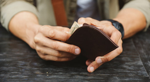 Five Tips To Keep Your Wallet Looking Great For Years