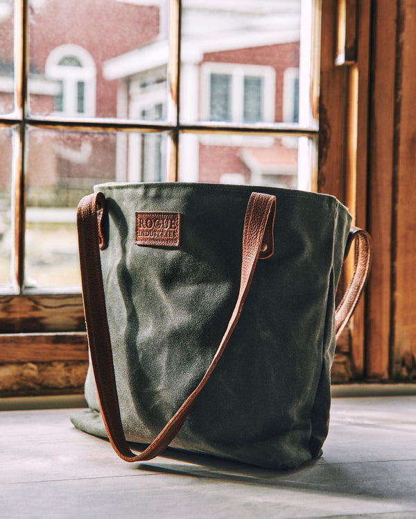 6 of the Best Bags to Give to Mom