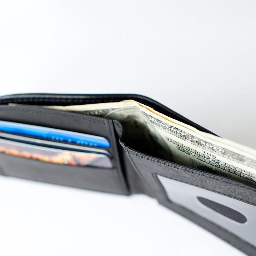 Rogue Front Pocket Wallet - Red Line – Rogue Industries